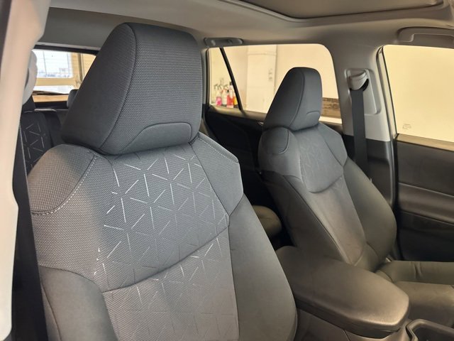 New 2025 Toyota RAV4 XLE image 27