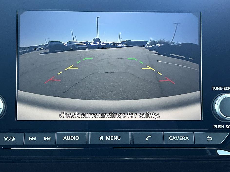 Certified 2025 Nissan Pathfinder SV FWD image 25