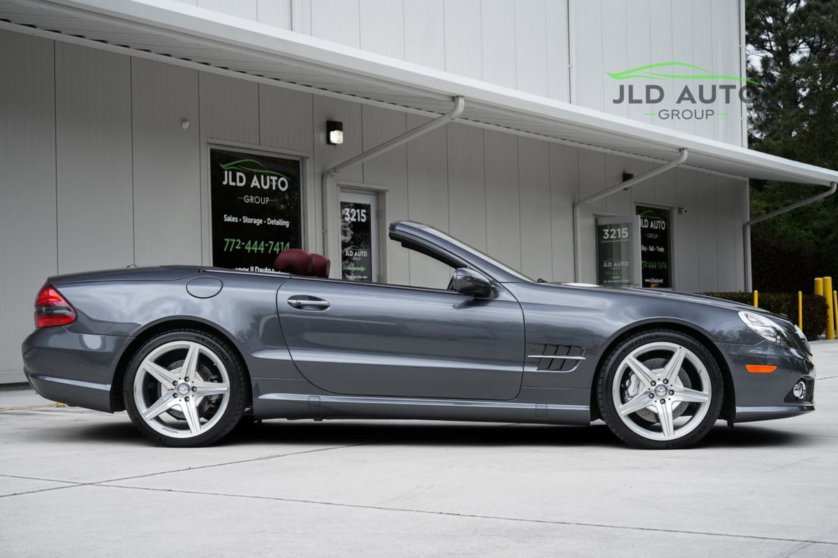 Used 2012 Mercedes-Benz SL 550 image 12
