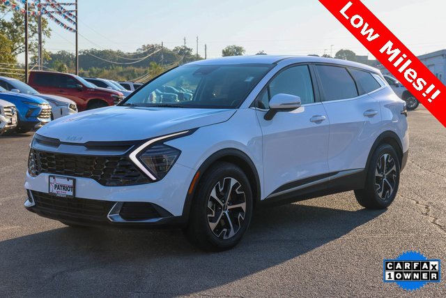 Used 2024 Kia Sportage EX image 6