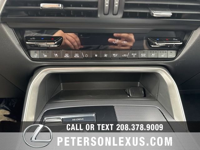Used 2025 MAZDA CX-70 Plug-In Hybrid w/ Premium Plus image 15