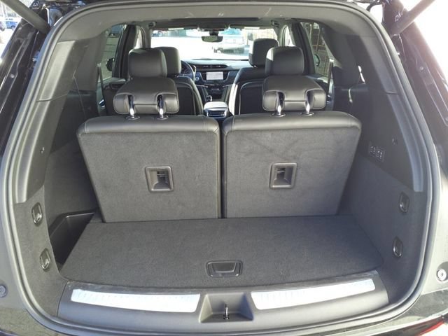 Certified 2023 Cadillac XT6 Premium Luxury w/ Technology Package FWD image 4
