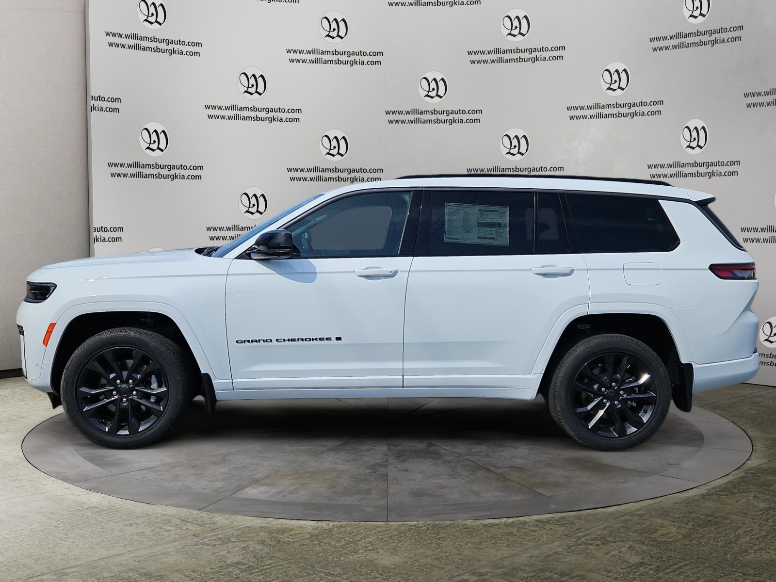 New 2026 Jeep Grand Cherokee L Limited image 2