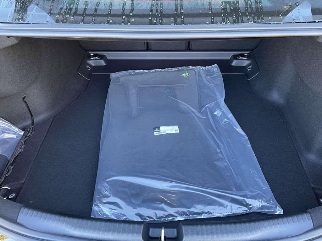 Certified 2025 Mercedes-Benz C 300 Sedan image 10