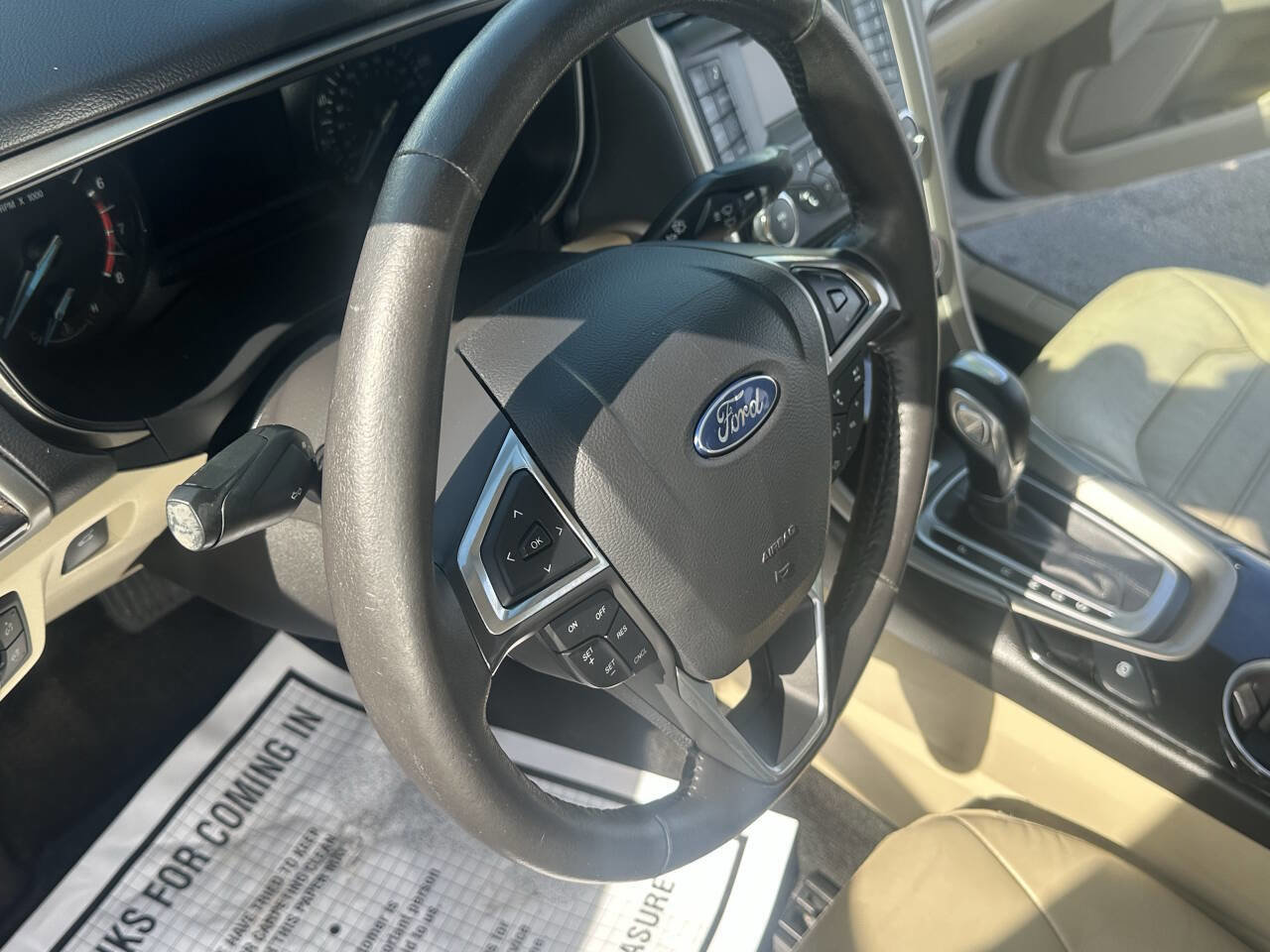 Used 2015 Ford Fusion SE w/ Equipment Group 202A image 9