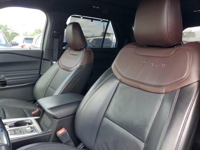 Certified 2023 Ford Explorer Platinum w/ Technology Package AWD/4WD image 15