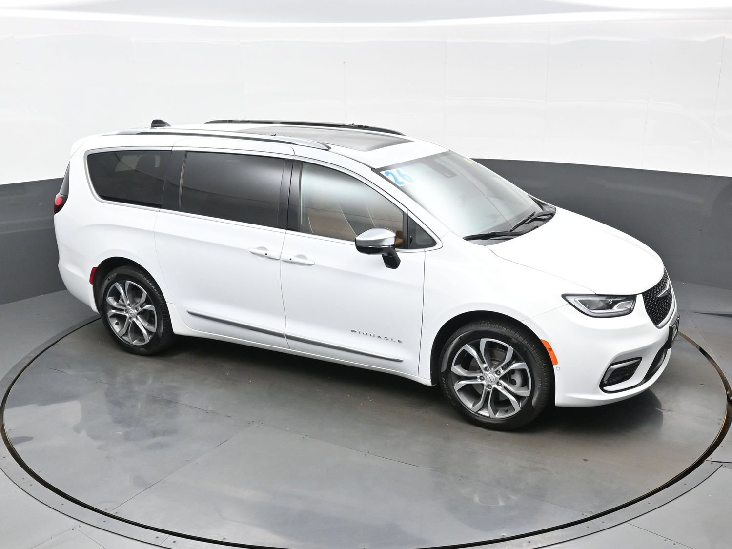 Used 2026 Chrysler Pacifica Pinnacle AWD/4WD image 45