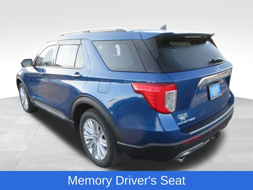 Used 2022 Ford Explorer Limited w/ Equipment Group 301A AWD/4WD image 3