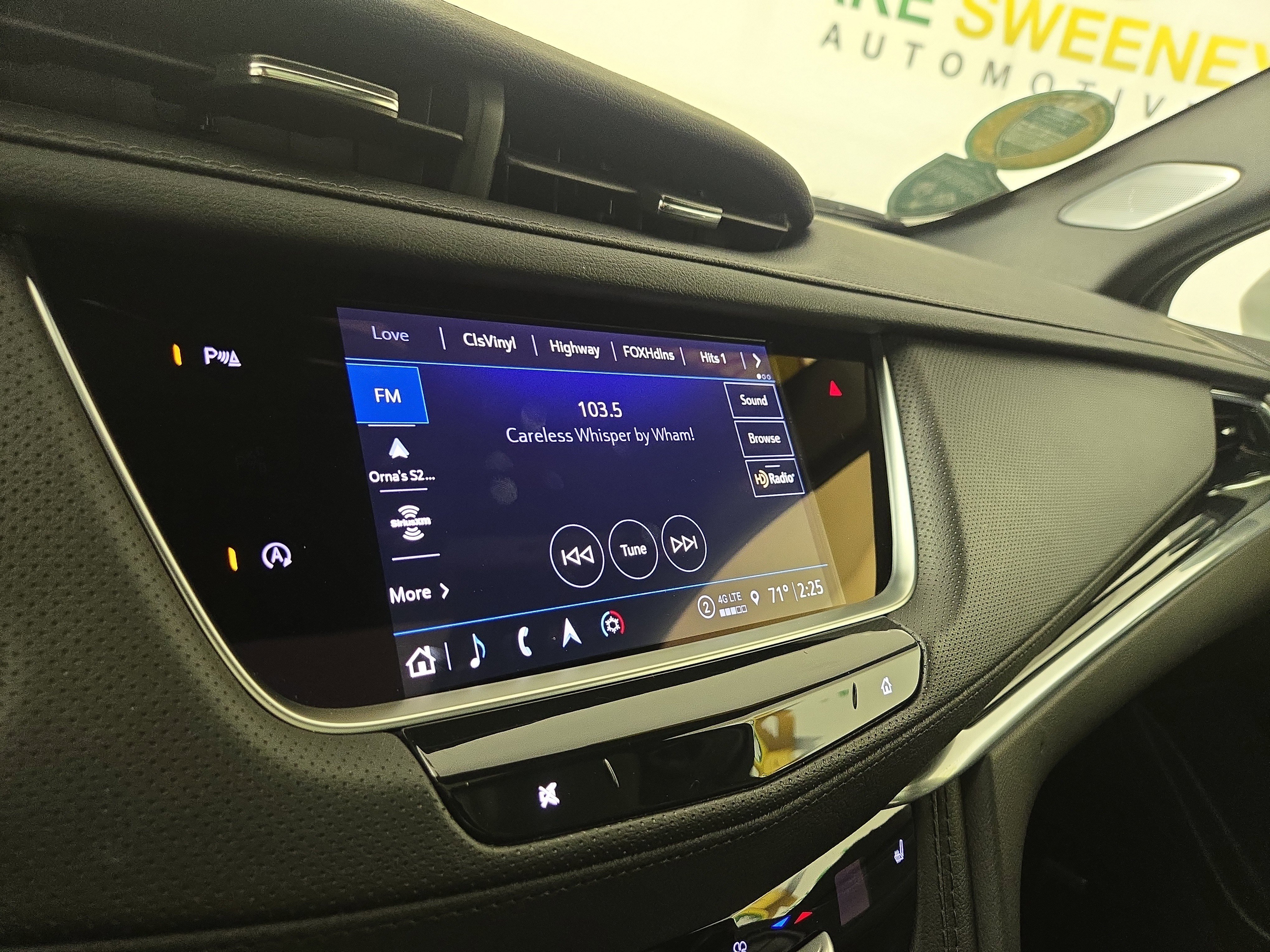 Used 2024 Cadillac XT5 Premium Luxury w/ LPO, Floor Liner Package AWD/4WD image 19