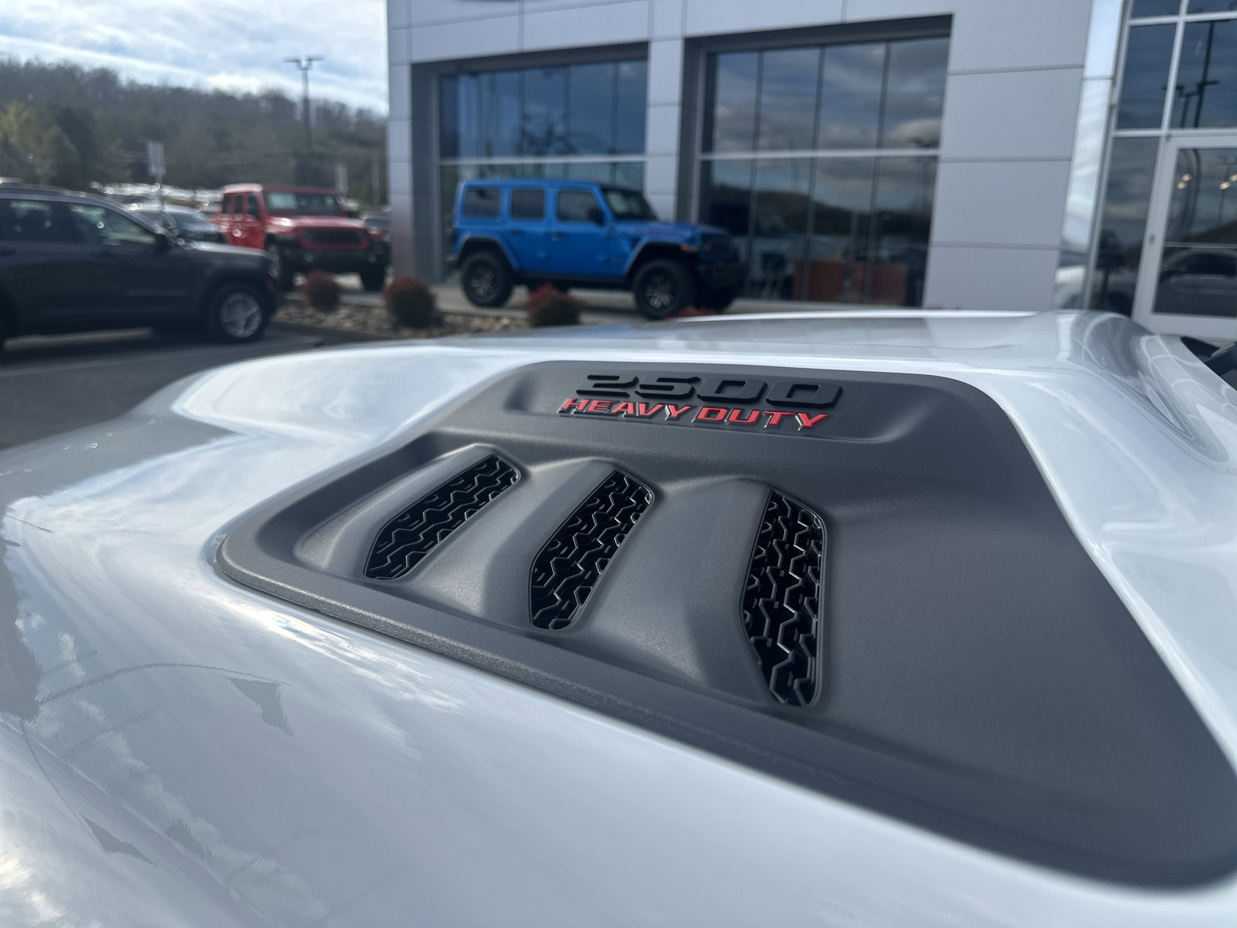 New 2026 RAM 2500 Laramie w/ Night Edition AWD/4WD image 12