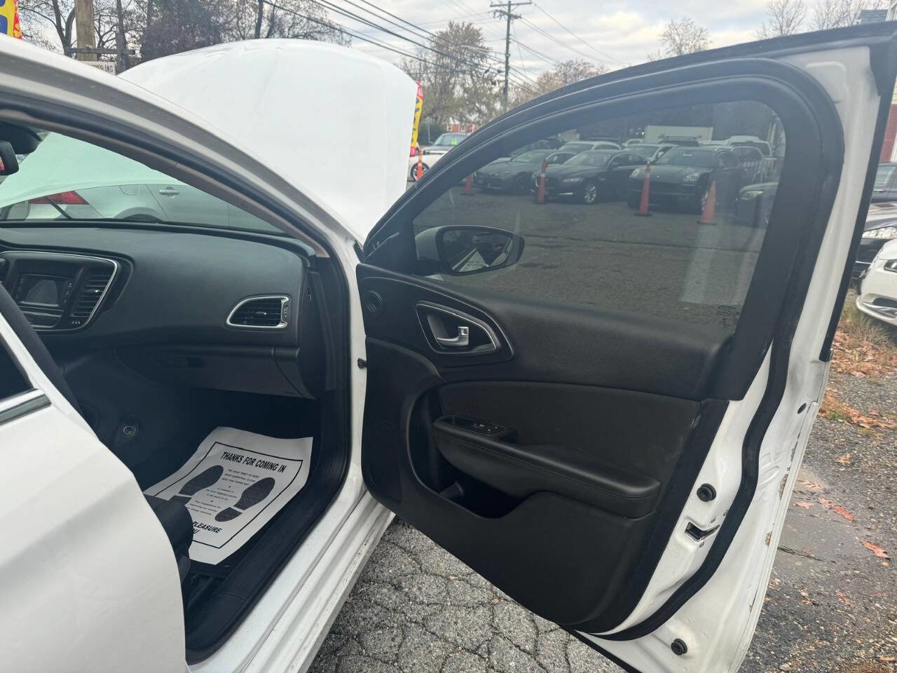 Used 2016 Chrysler 200 Limited image 25