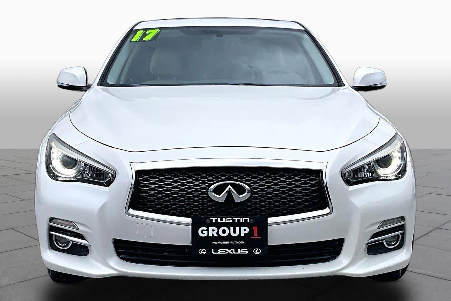 Used 2017 INFINITI Q50 Signature Edition RWD image 3