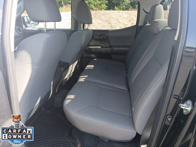 Used 2020 Toyota Tacoma SR5 AWD/4WD image 15