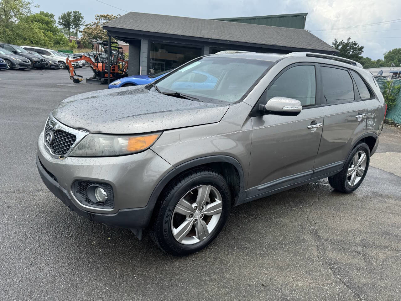 Used 2013 Kia Sorento EX image 2