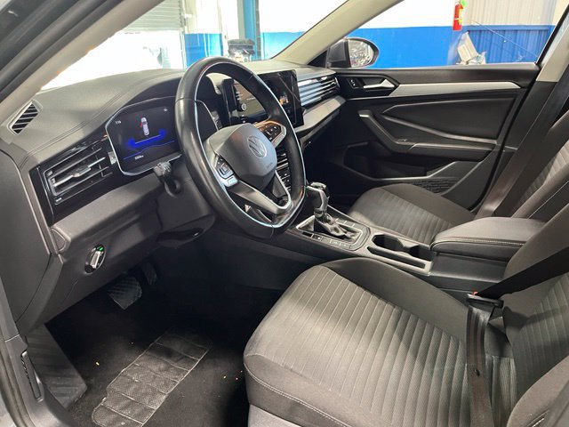 Used 2025 Volkswagen Jetta S FWD image 24