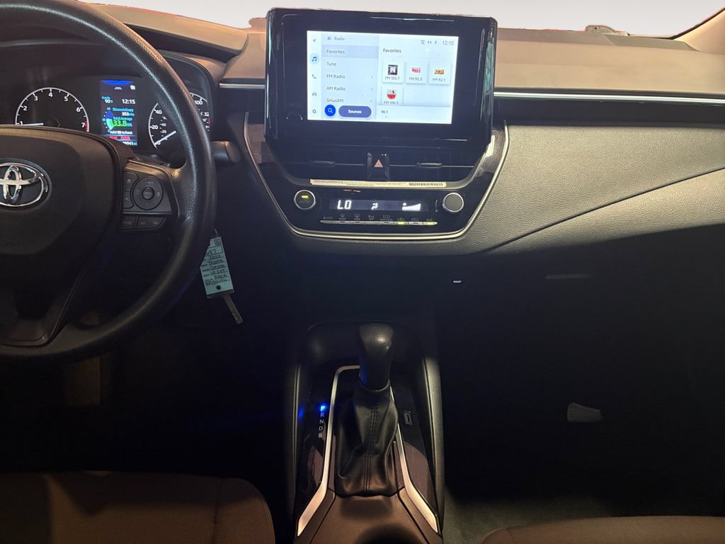 Used 2024 Toyota Corolla LE FWD image 11