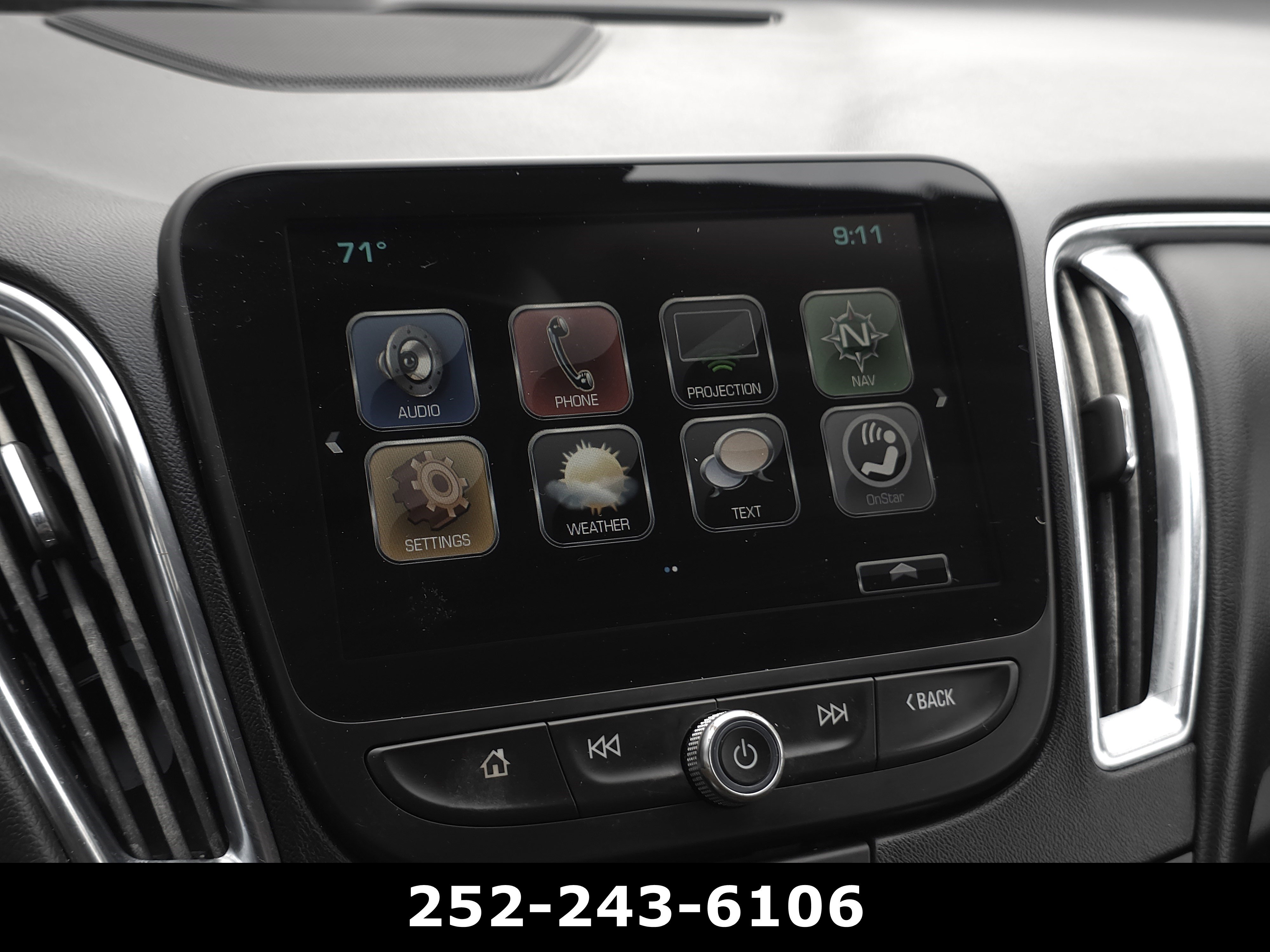 Used 2018 Chevrolet Malibu LT w/ Leather Package image 17