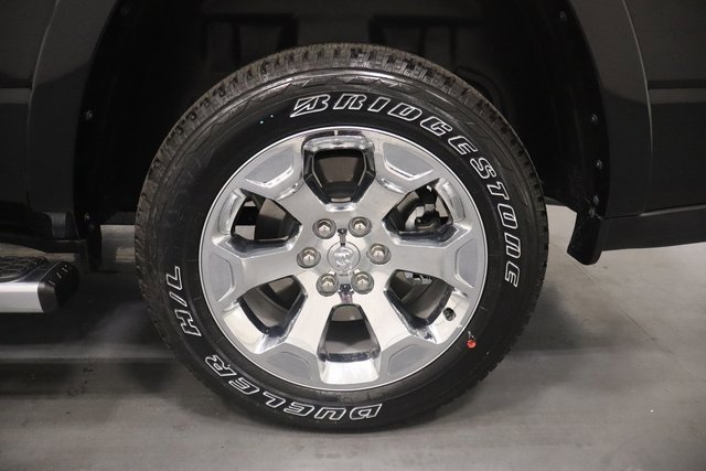 New 2026 RAM 1500 4x4 Crew Cab image 24