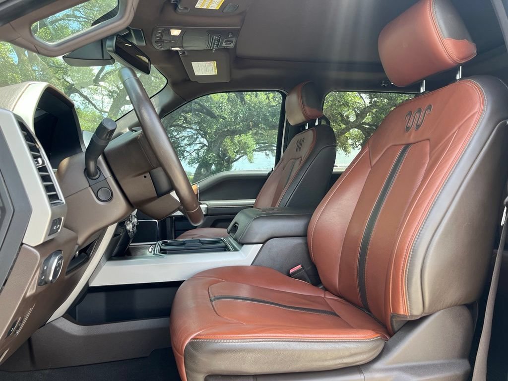 Used 2019 Ford F250 King Ranch w/ King Ranch Ultimate Package AWD/4WD image 13
