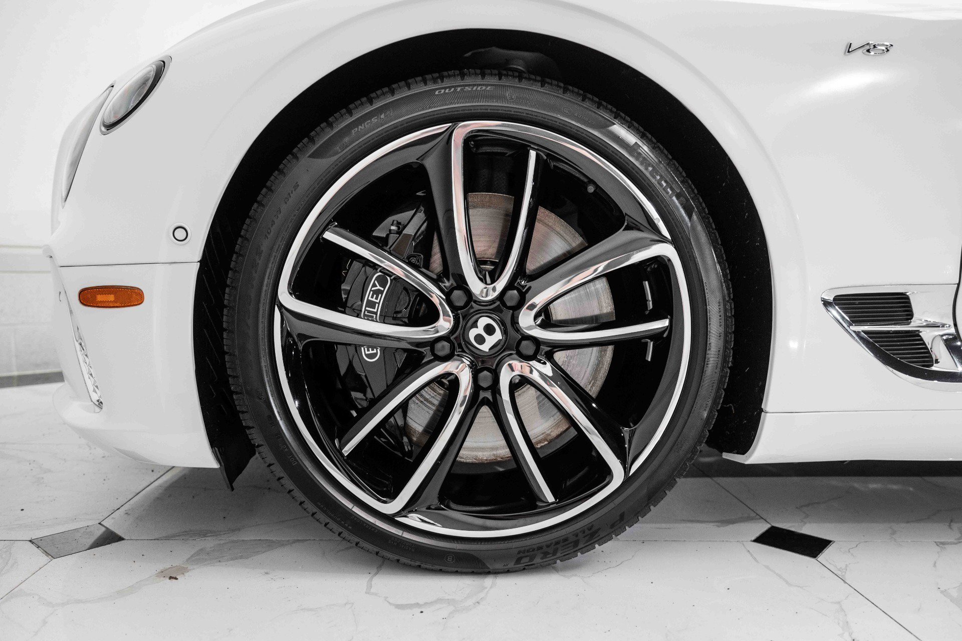 Used 2022 Bentley Continental GT image 6