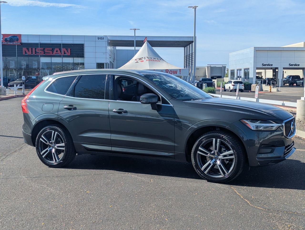 Used 2019 Volvo XC60 T5 Momentum w/ Premium Package image 9