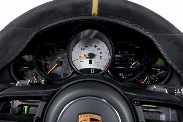 Used 2019 Porsche 911 GT3 RS w/ Light Design Package RWD image 18