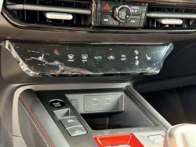 New 2026 Nissan Kicks SR w/ Cold Weather Package image 21