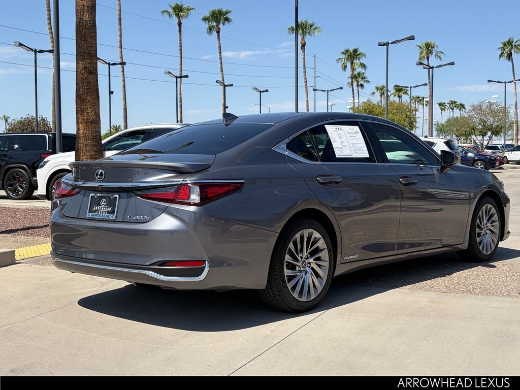 Used 2019 Lexus ES 300h w/ Accessory Package 2 FWD image 7