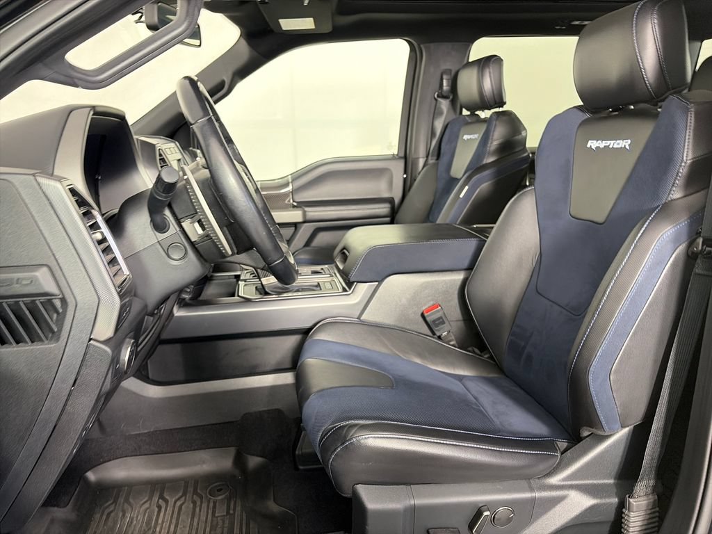 Used 2019 Ford F150 Raptor w/ Equipment Group 802A Luxury AWD/4WD image 11