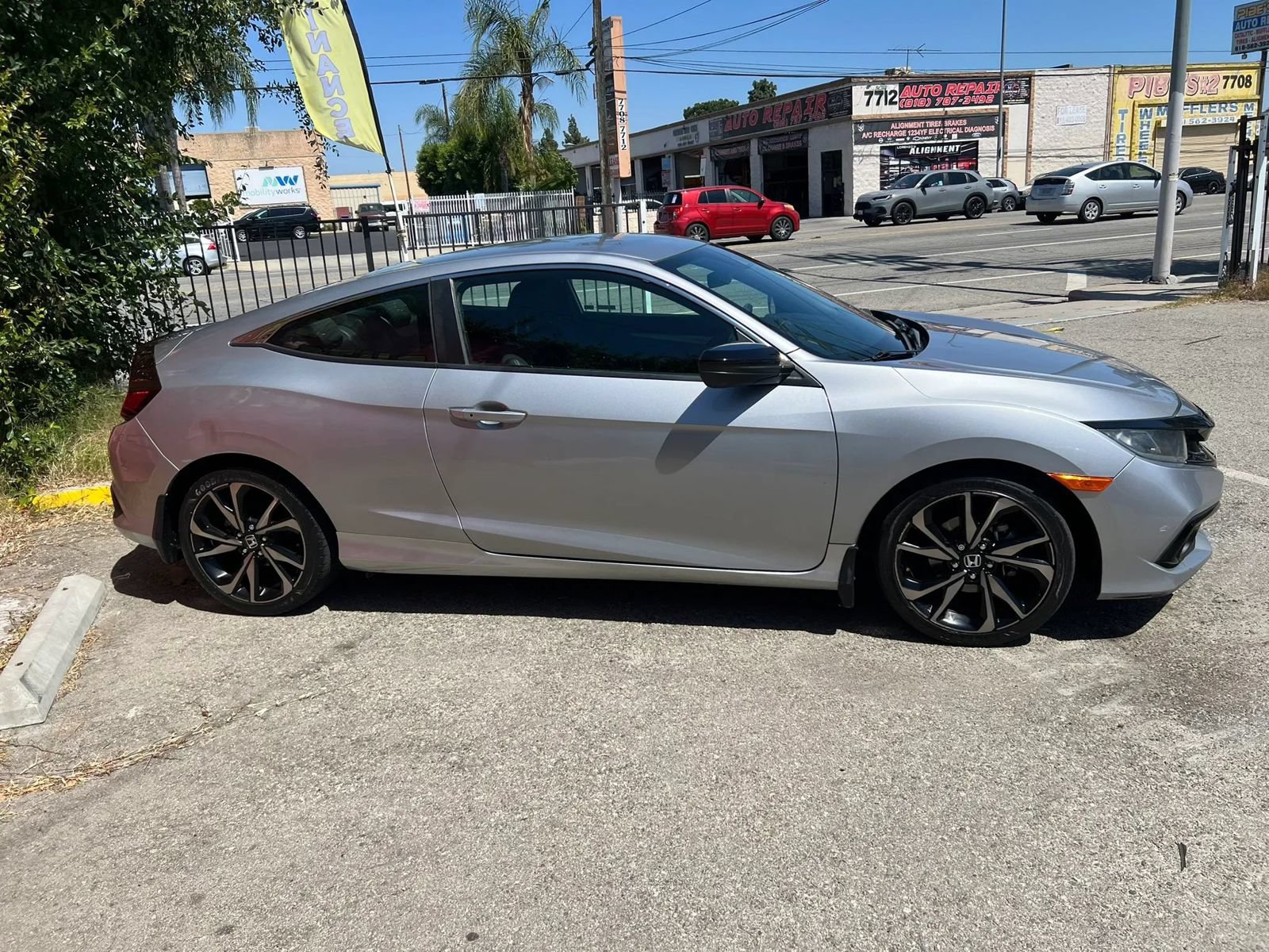 Used 2019 Honda Civic Sport image 4