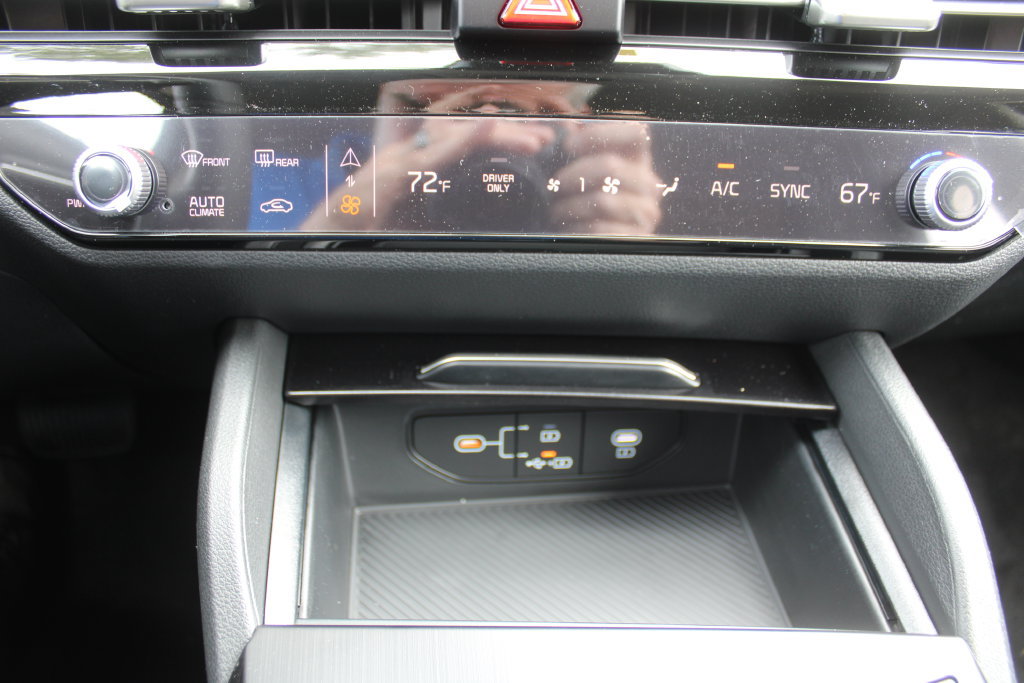New 2027 Kia Sportage LX FWD image 36