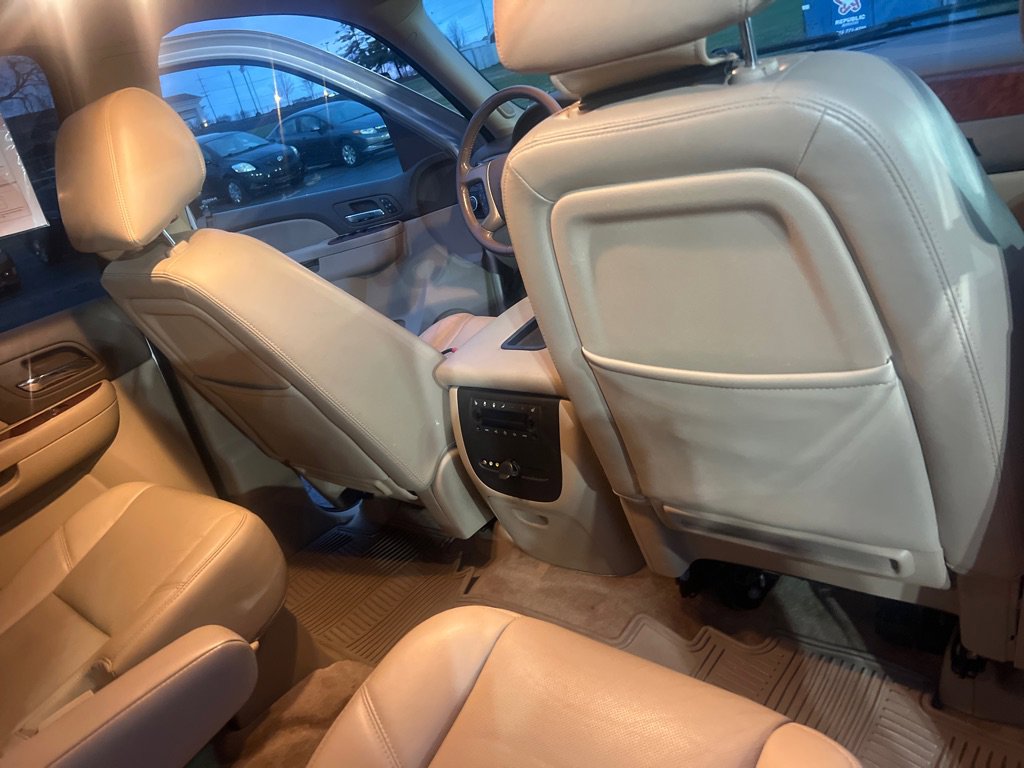 Used 2014 Chevrolet Tahoe LTZ image 20