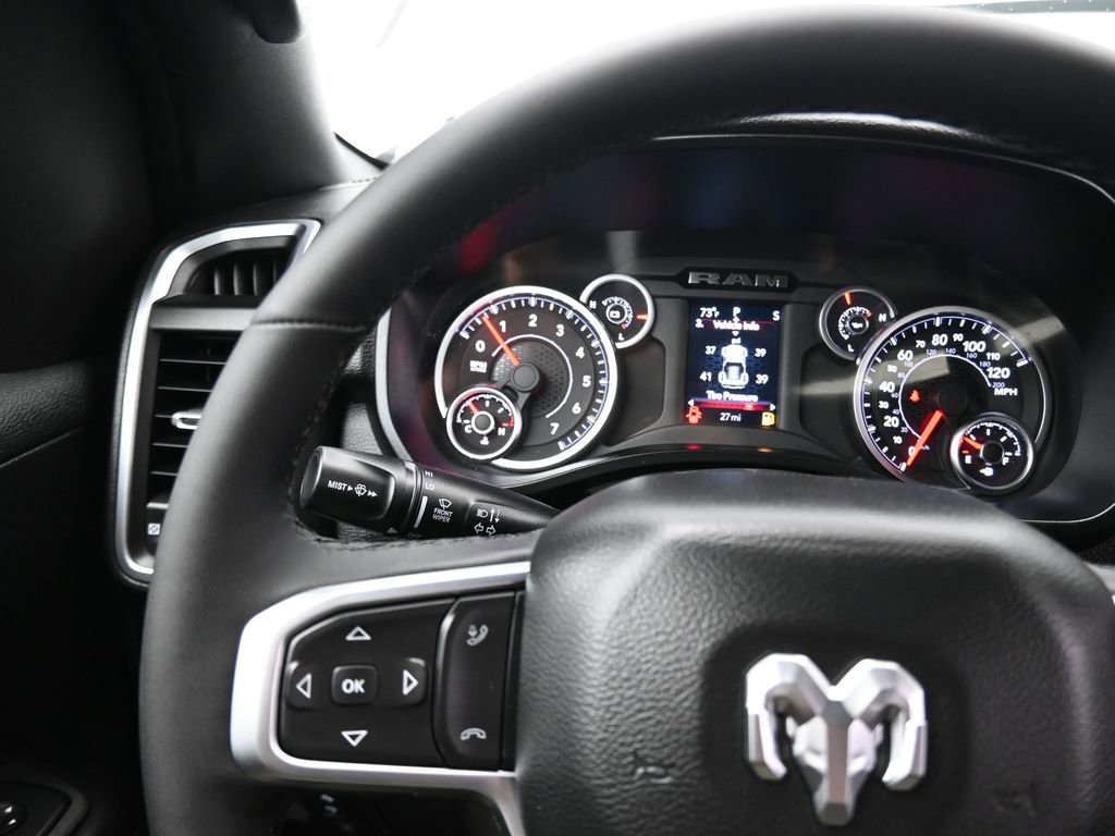 New 2026 RAM 1500 4x4 Crew Cab image 18