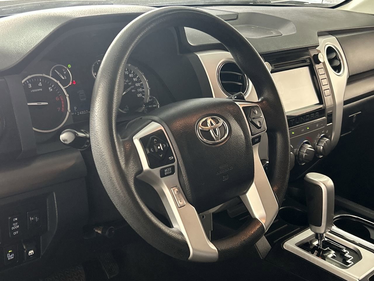 Used 2017 Toyota Tundra SR5 image 13