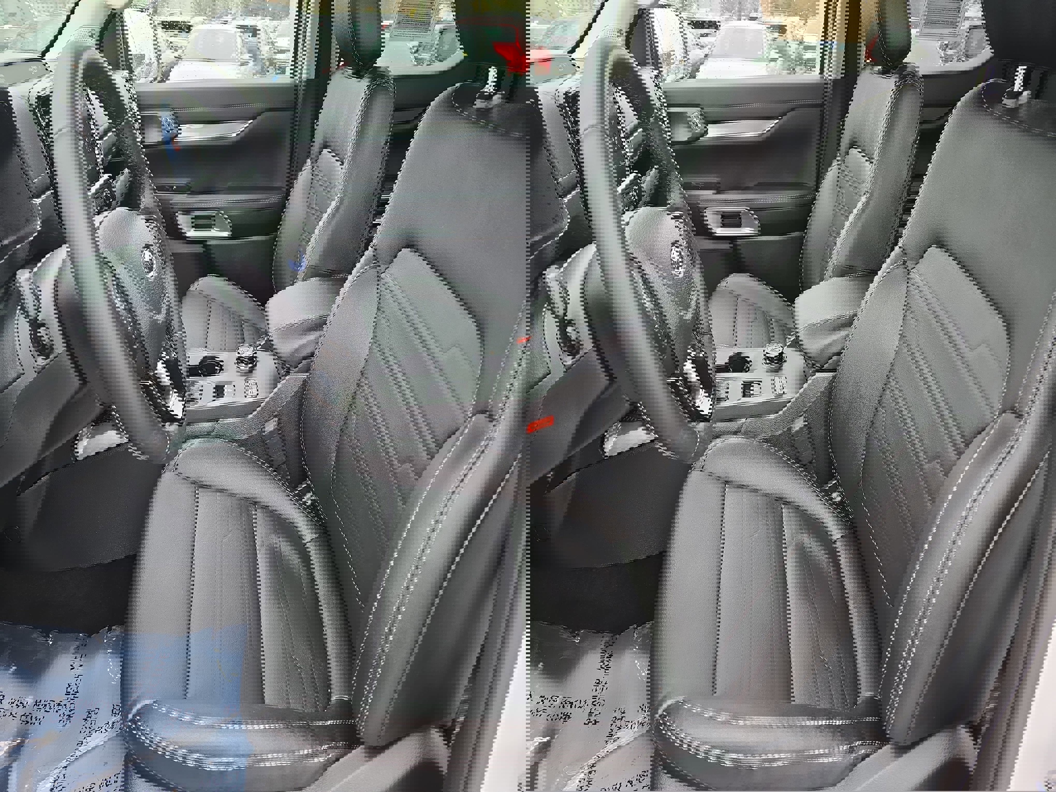 Used 2024 Ford Ranger Lariat w/ Advanced Towing Package image 15