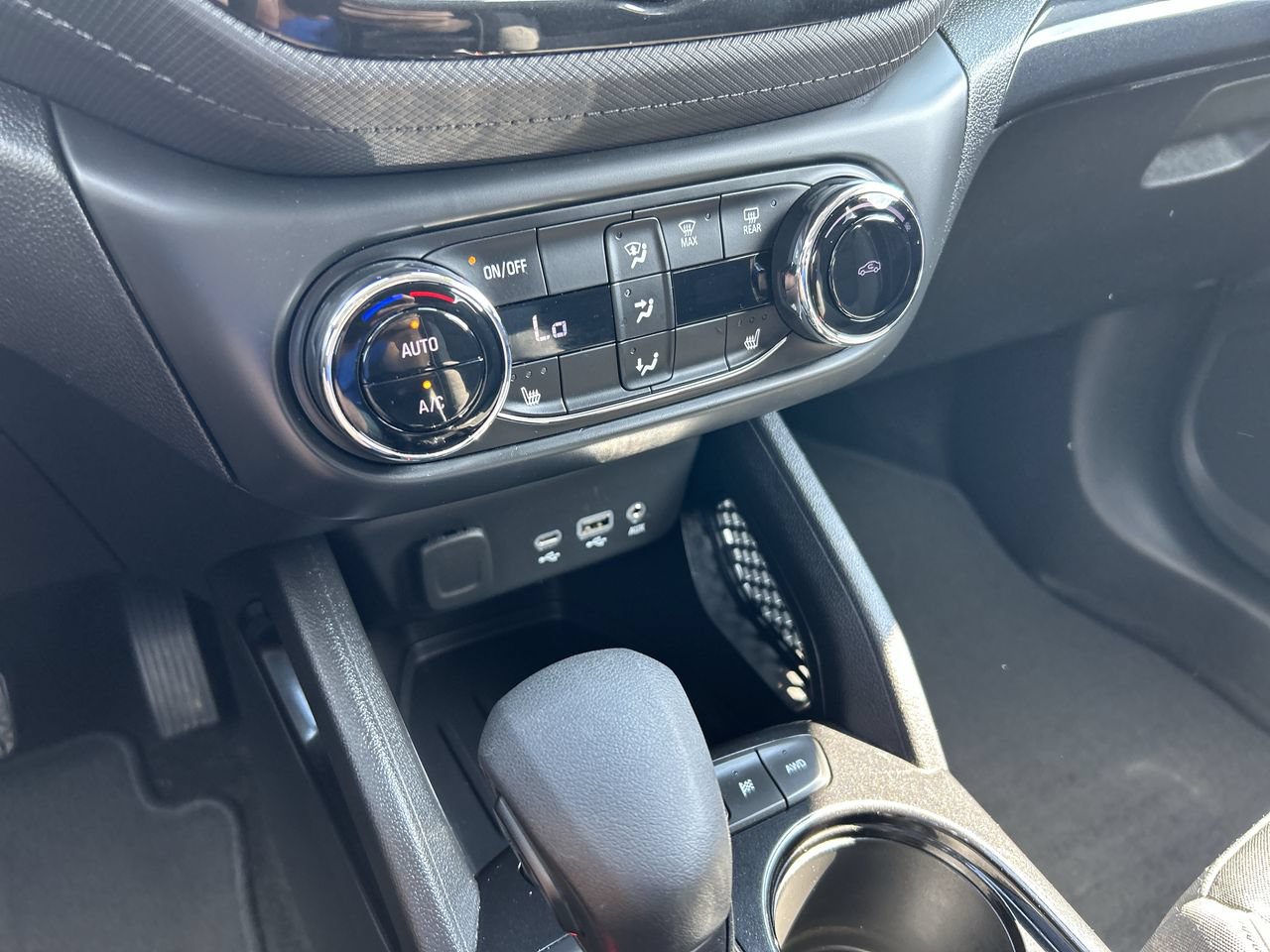 Used 2021 Chevrolet TrailBlazer LT w/ Convenience Package AWD/4WD image 28