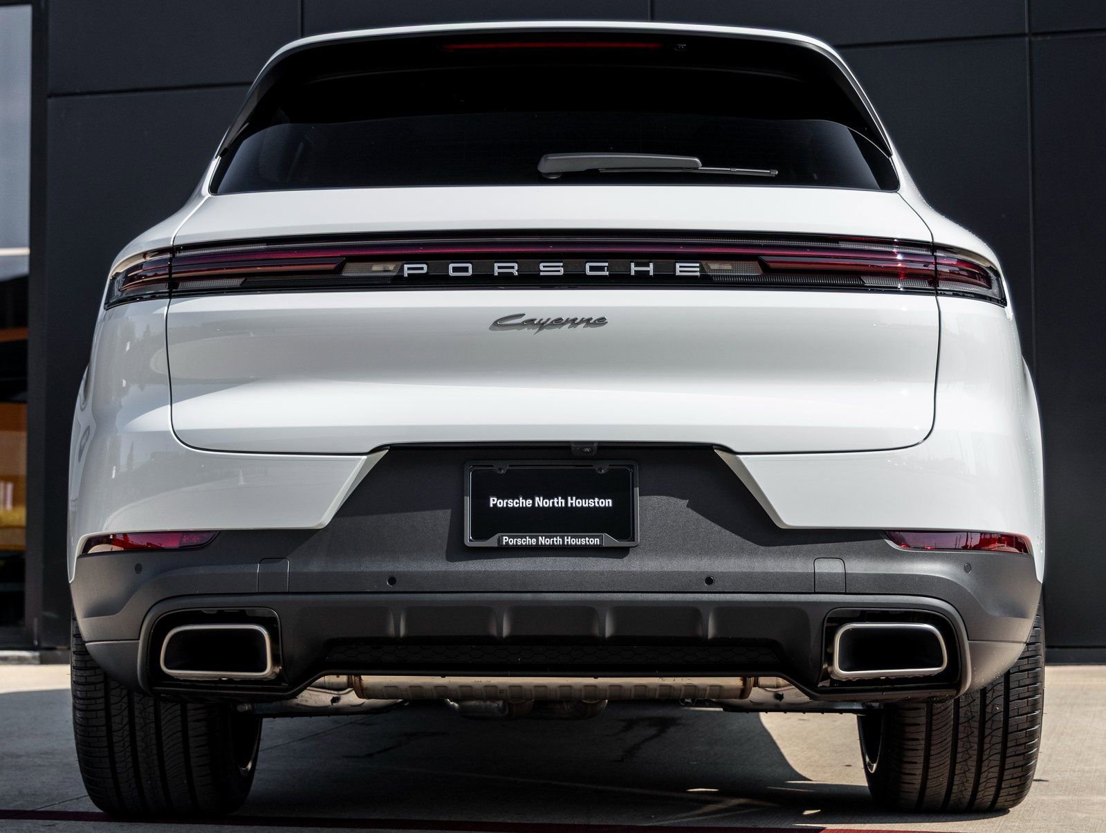 Certified 2025 Porsche Cayenne image 10