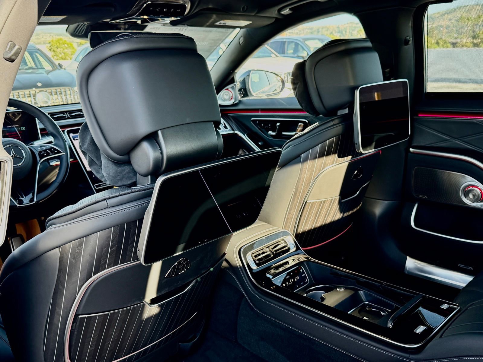 New 2026 Mercedes-Benz Maybach S 580 4MATIC image 31
