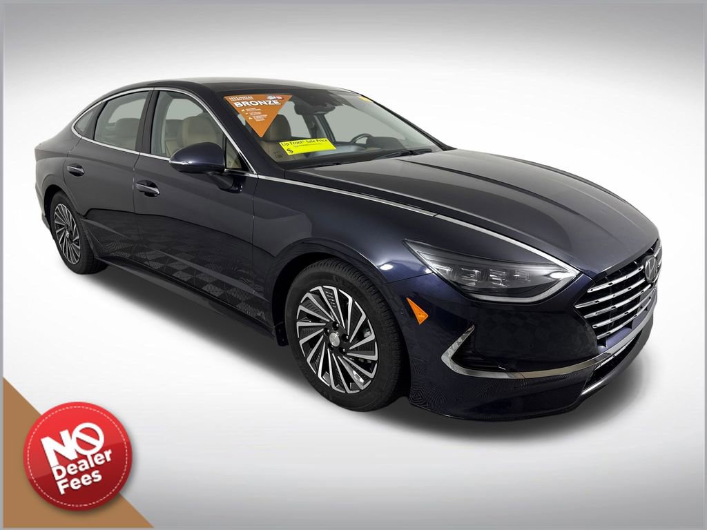 Used 2022 Hyundai Sonata Limited w/ Winter Weather Package FWD image 1