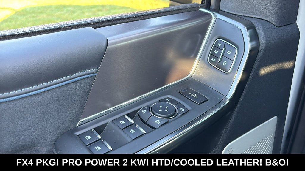 New 2026 Ford F350 Platinum w/ FX4 Off-Road Package AWD/4WD image 9