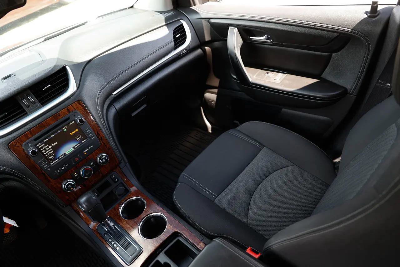 Used 2014 Chevrolet Traverse LT w/ All-Star Edition image 20