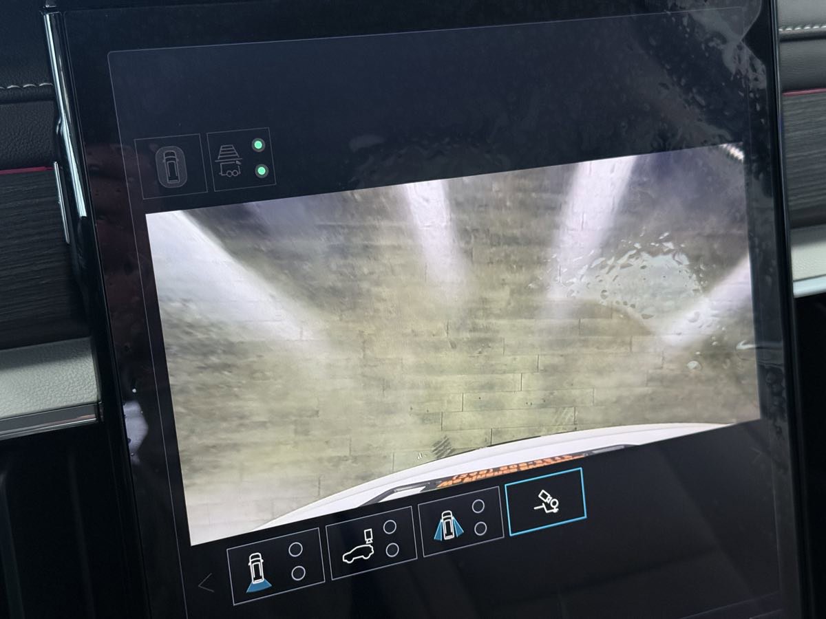 Used 2024 GMC Acadia Denali FWD image 68