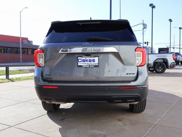 Used 2023 Ford Explorer XLT image 7