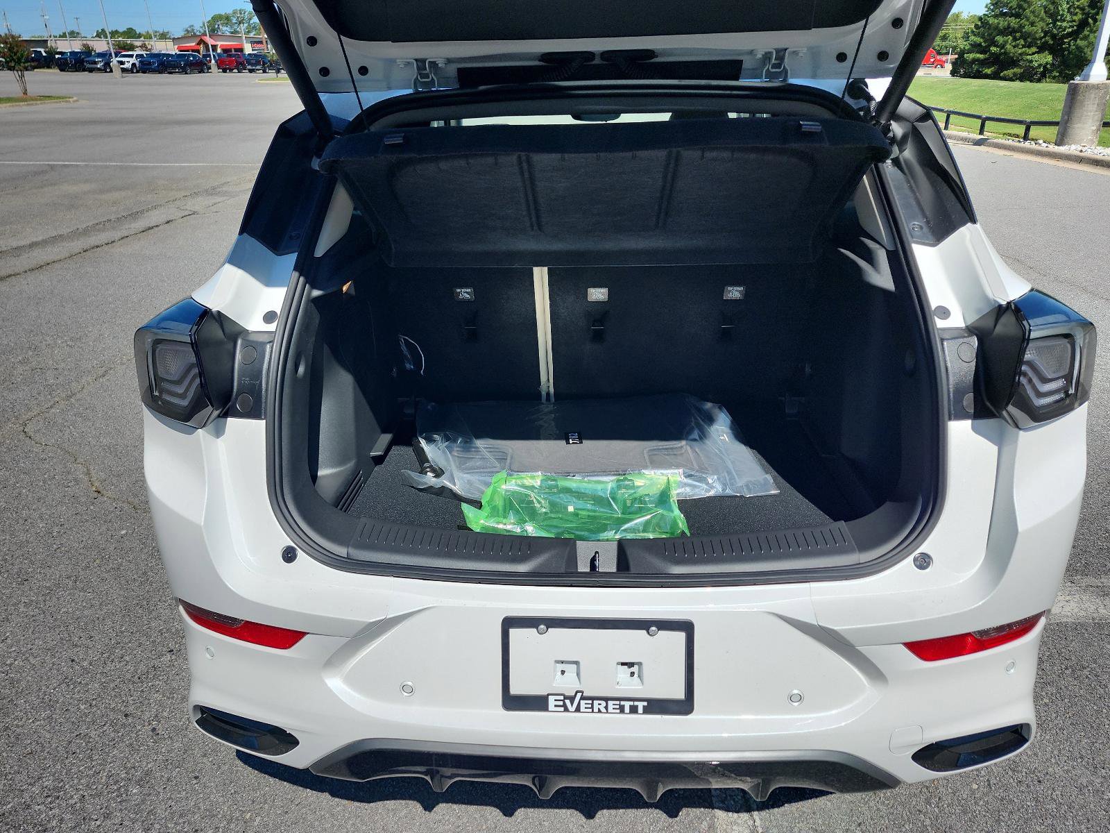 New 2026 Buick Encore GX Avenir w/ Avenir Technology Package image 9