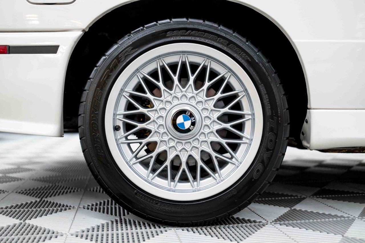 Used 1990 BMW M3 Coupe RWD image 36