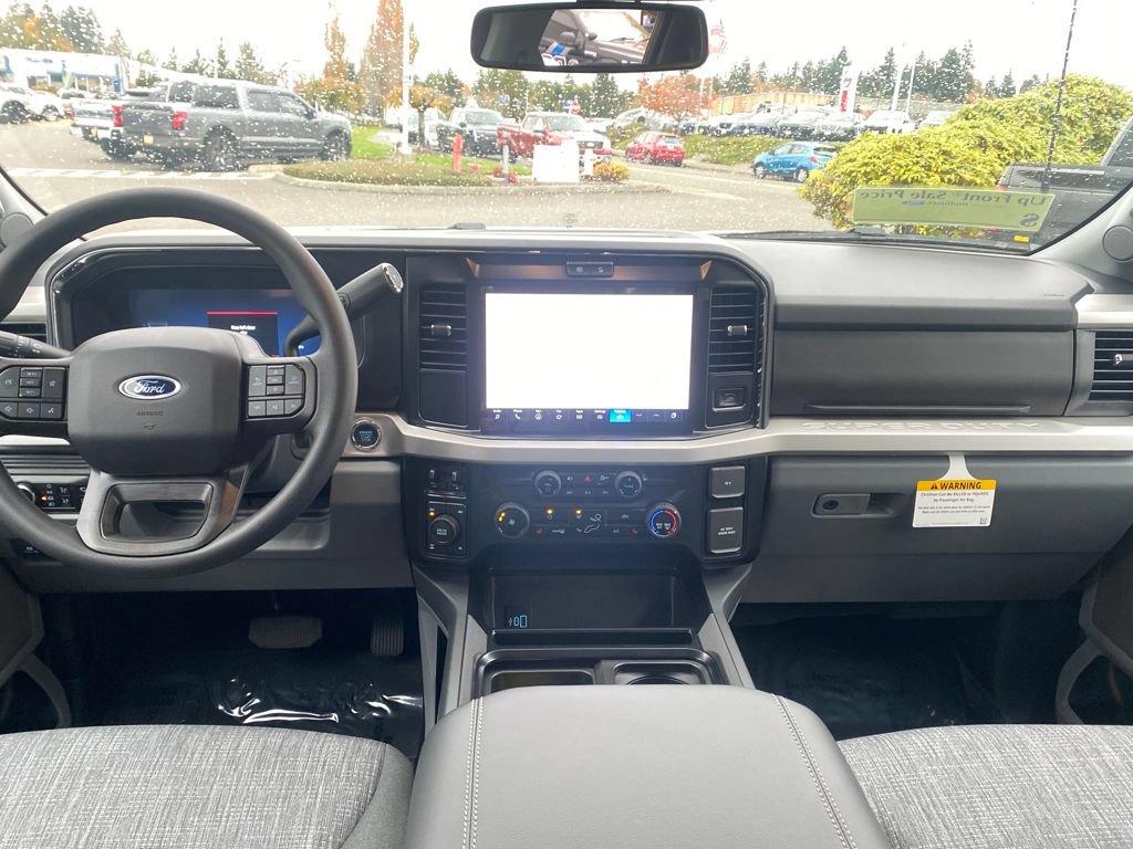 New 2026 Ford F250 XLT w/ XLT Premium Package AWD/4WD image 15