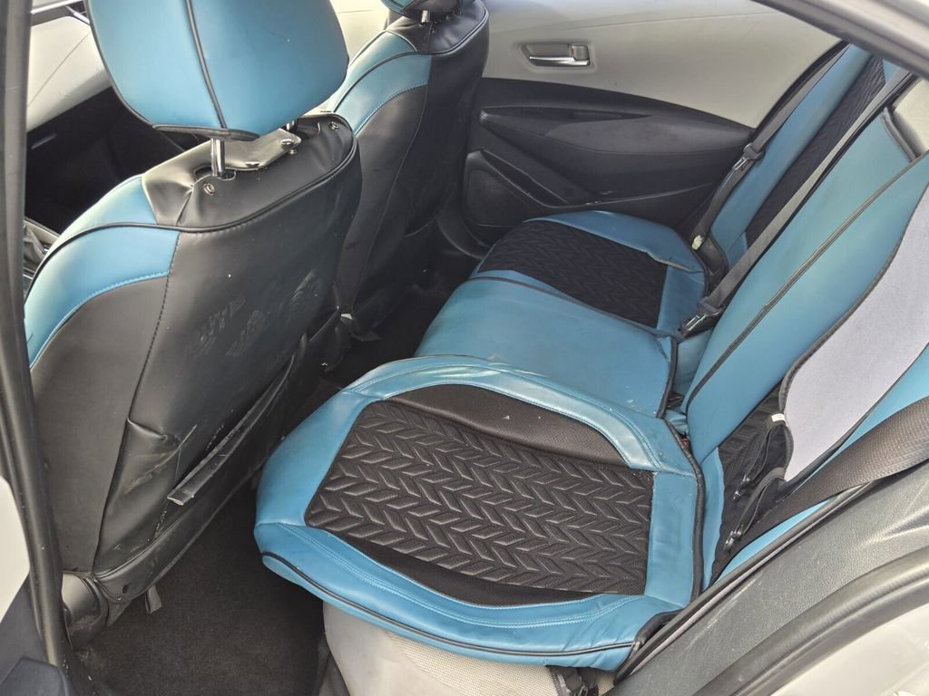 Used 2020 Toyota Corolla LE image 11