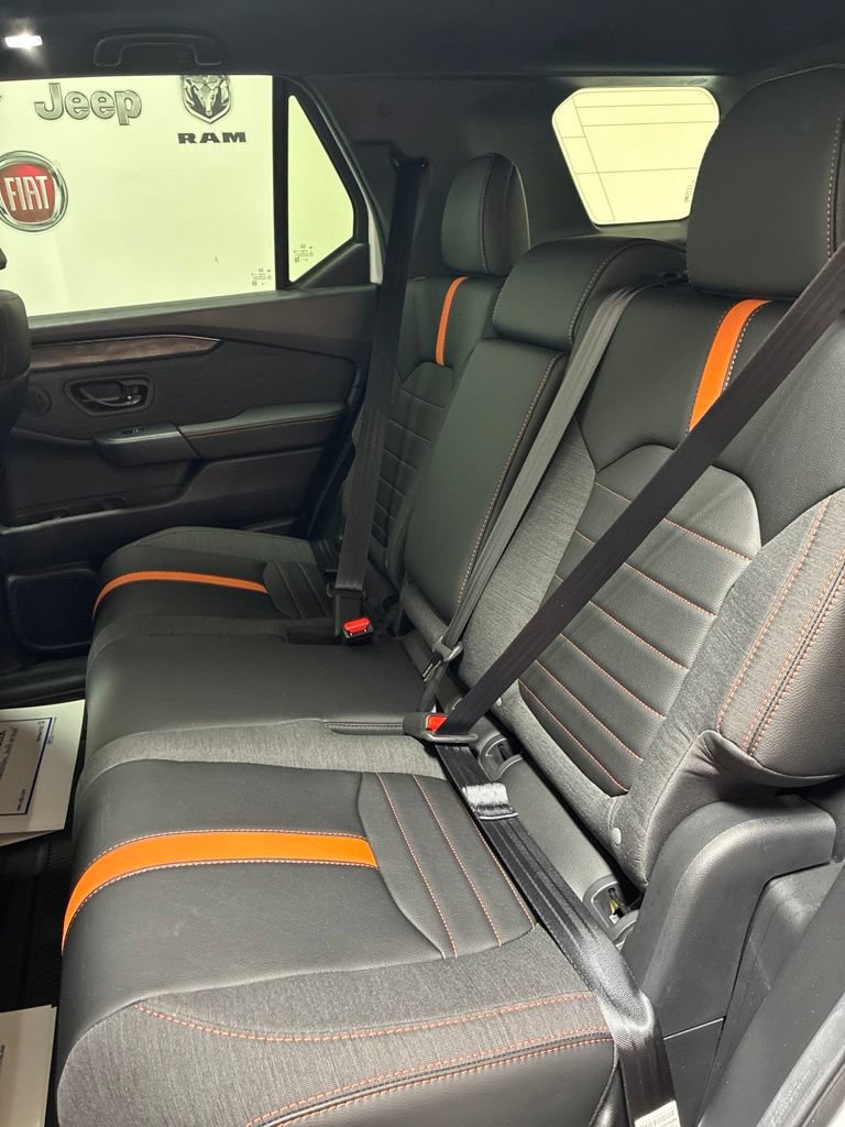 Used 2026 Honda Passport TrailSport image 24
