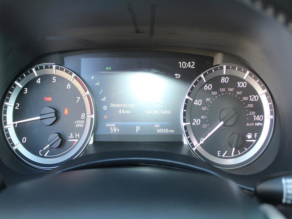 Used 2023 Toyota Highlander LE image 18