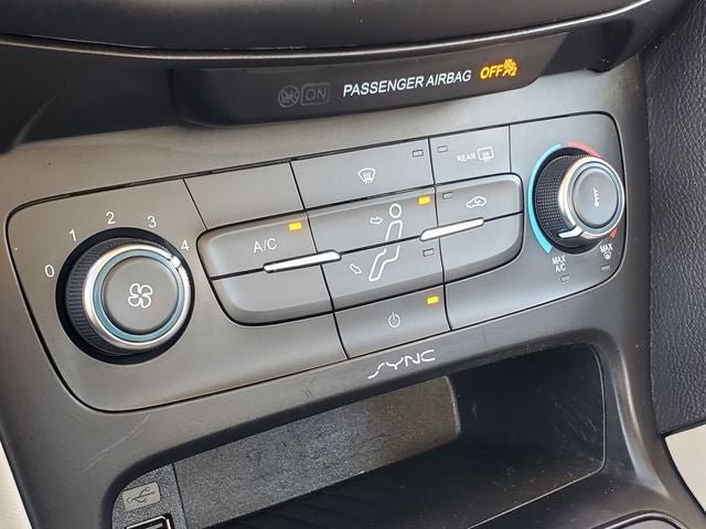 Used 2017 Ford Focus SE FWD image 17